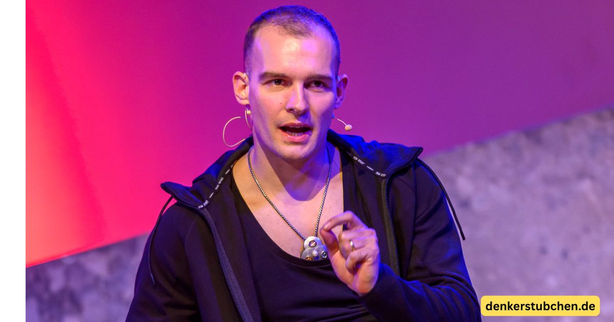 Eric Stehfest: Neue Freundin, Lovebombing-Vorwürfe und eine Scheidung, die nicht kommt